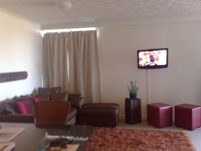 8/130 Marine Parade, Southport QLD 4215