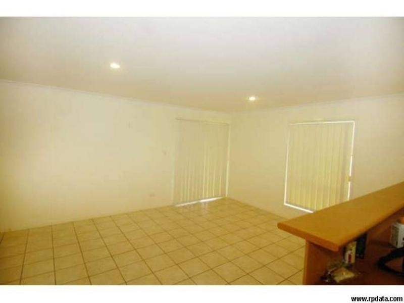 64 Tiger Drive, Arundel QLD 4214