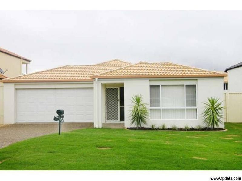 64 Tiger Drive, Arundel QLD 4214