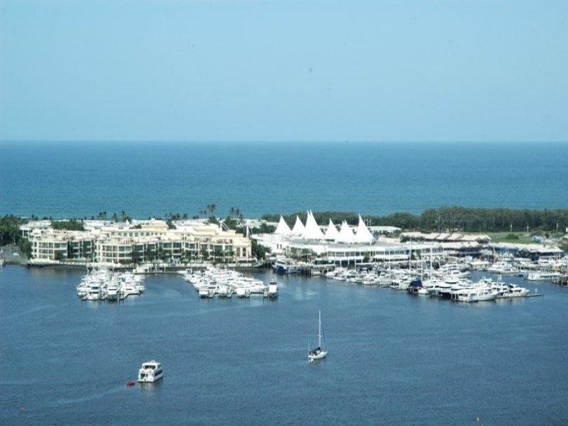 283/105 Scarborough Avenue, Southport QLD 4215