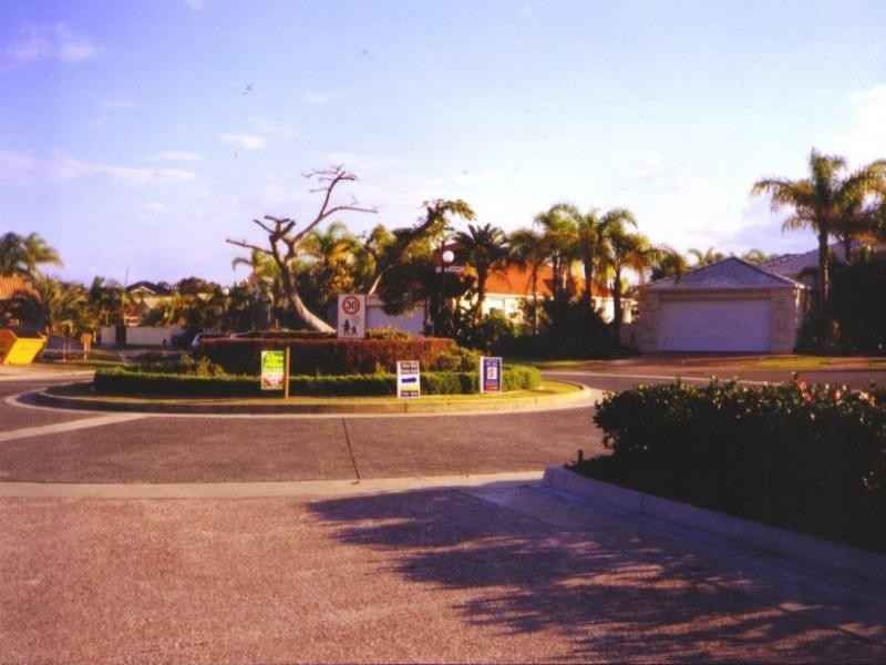 104/40 Cotlew St East, Bundall QLD 4217