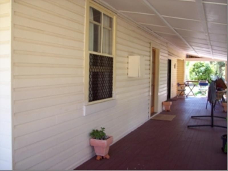 90 Dragon Street, Warwick QLD 4370