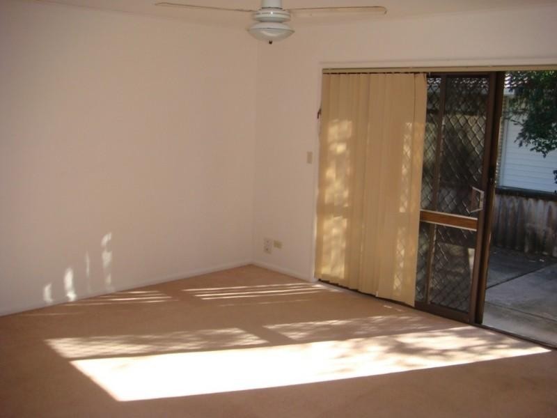 2/43 Paradise Parade, Paradise Point QLD 4216