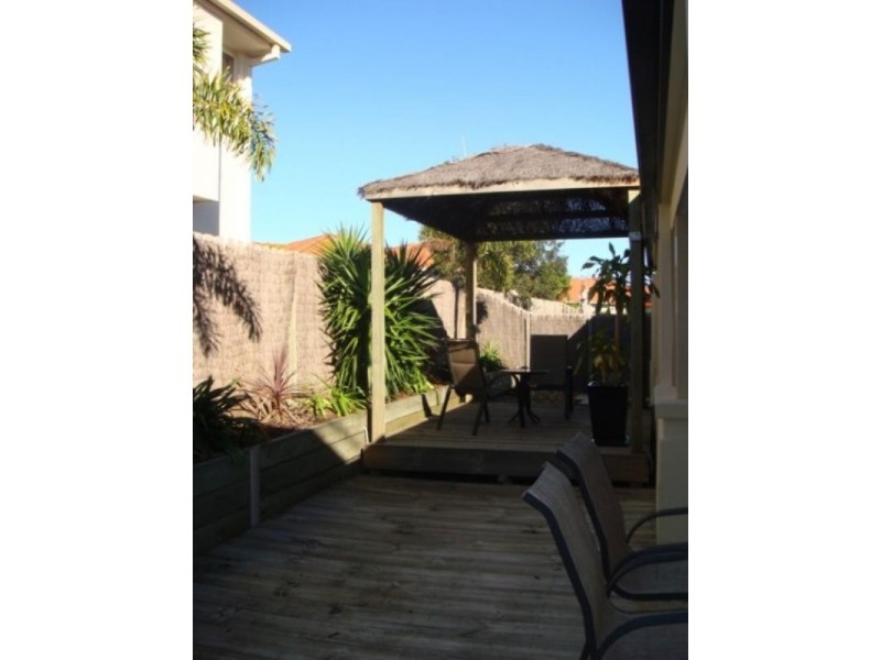 42 Marble Arch, Arundel QLD 4214