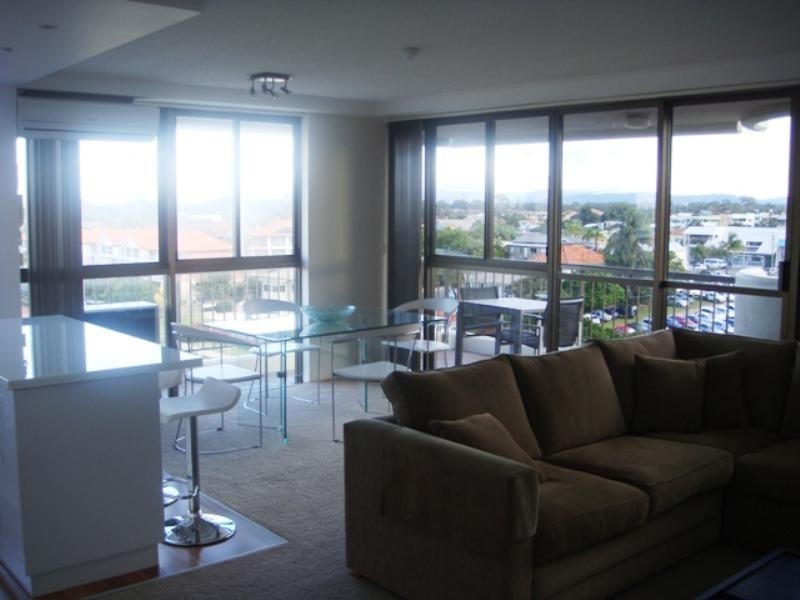 7c/10 Marine Parade, Southport QLD 4215