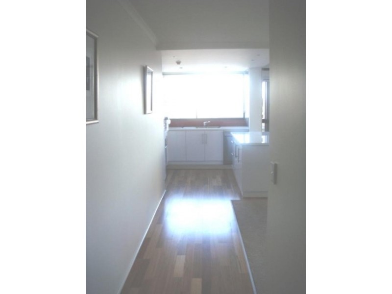 7c/10 Marine Parade, Southport QLD 4215