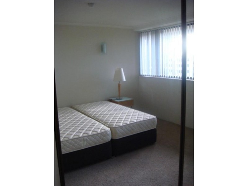 7c/10 Marine Parade, Southport QLD 4215