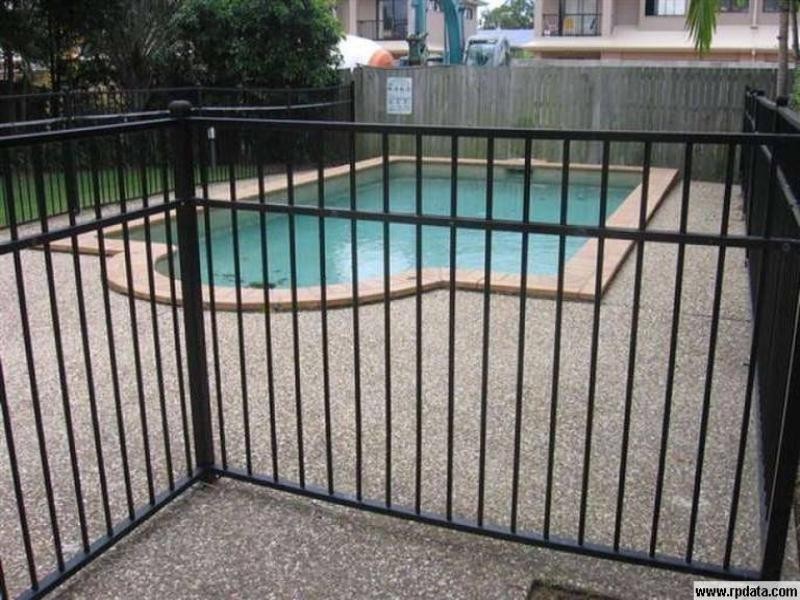 16/37 Harley Street, Labrador QLD 4215