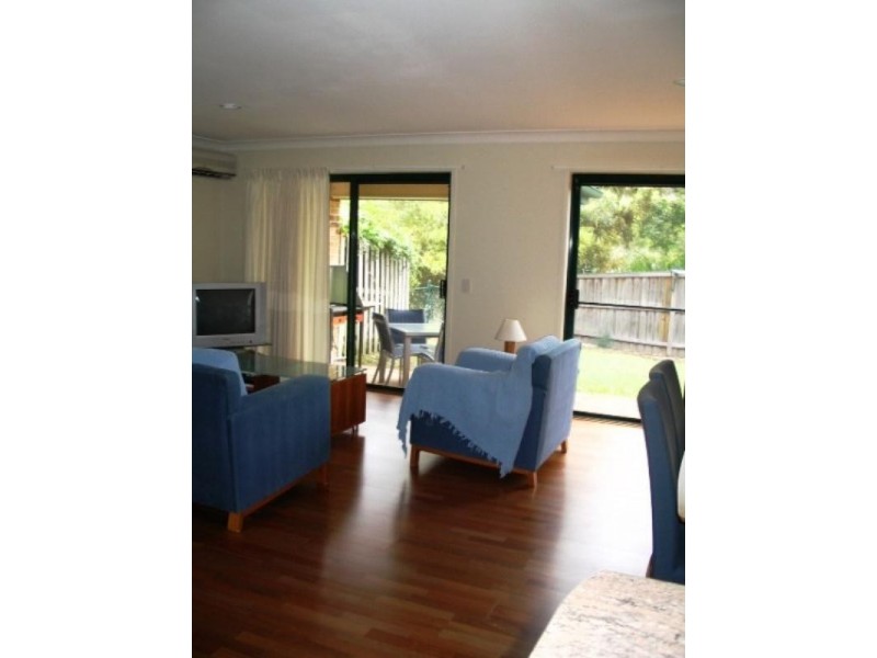 2/46 Daintree Drive, Parkwood QLD 4214