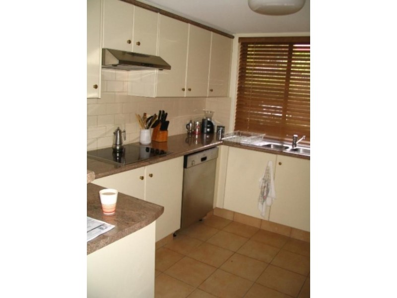 2/46 Daintree Drive, Parkwood QLD 4214