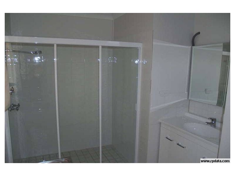 6/213 Scarborough Street, Southport QLD 4215