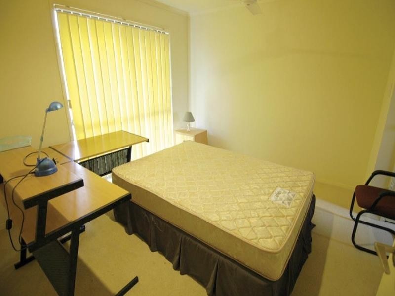 6/39 Pine Valley Drive, Robina QLD 4226