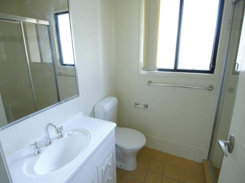 6/39 Pine Valley Drive, Robina QLD 4226