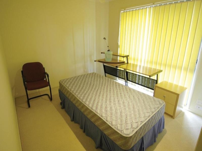 6/39 Pine Valley Drive, Robina QLD 4226