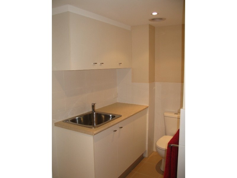 9/24-26 Parker Street, Labrador QLD 4215