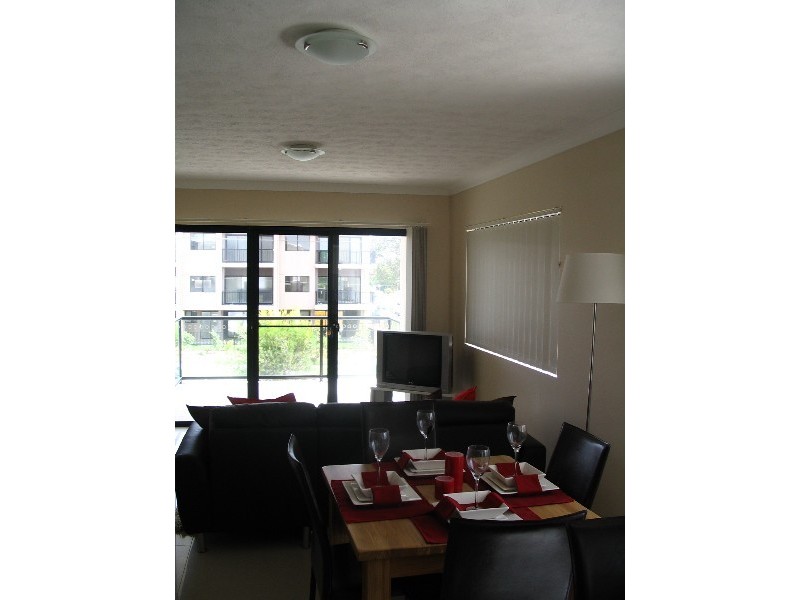 9/24-26 Parker Street, Labrador QLD 4215