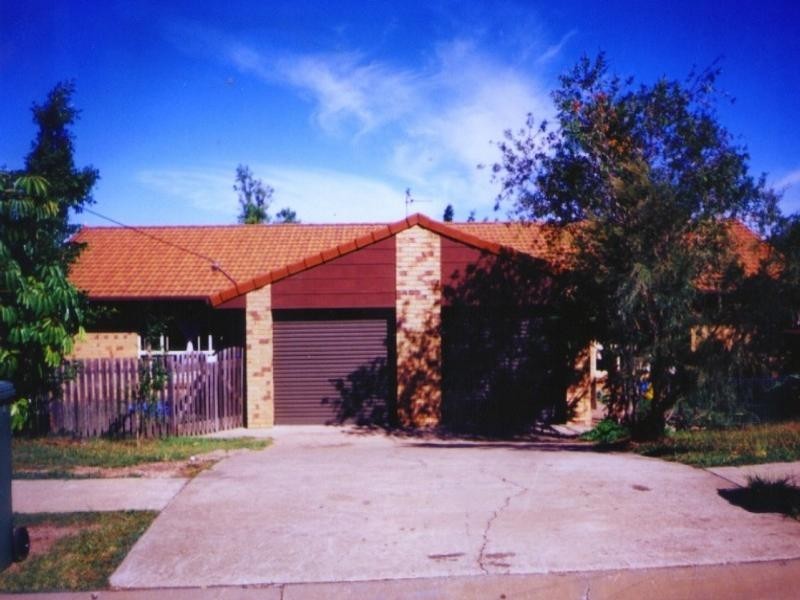 2/36 McMillan Street, Labrador QLD 4215