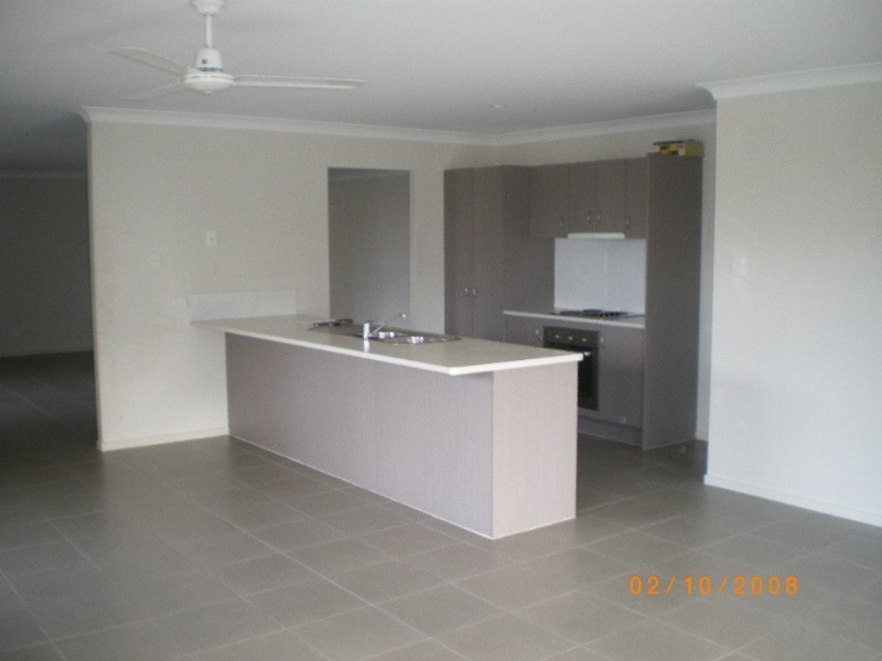 19 Glenhope Road, Upper Coomera QLD 4209