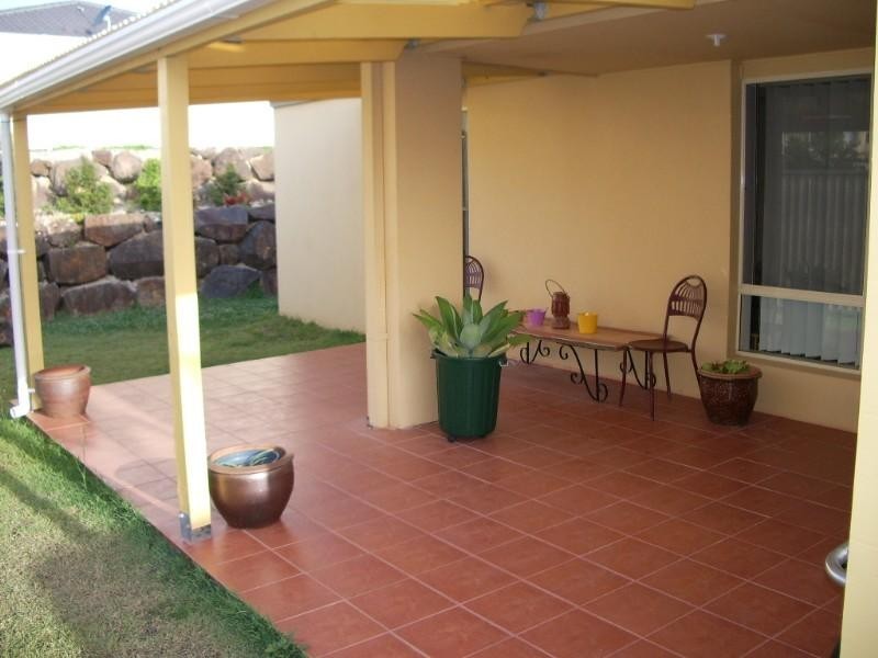 35 Respall Way, Arundel QLD 4214