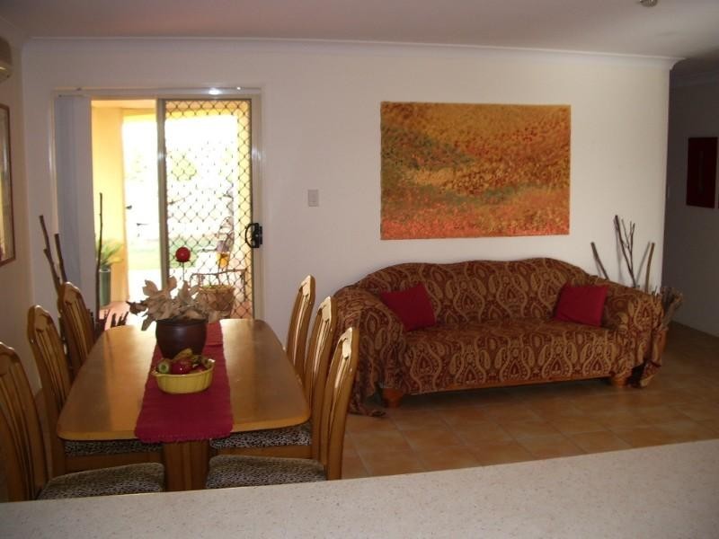 35 Respall Way, Arundel QLD 4214