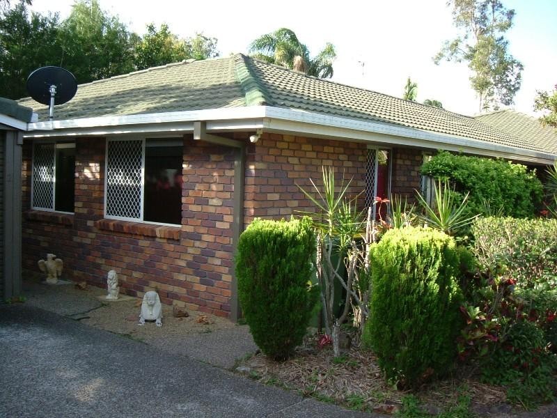 2/10 Hollywell Road, Biggera Waters QLD 4216
