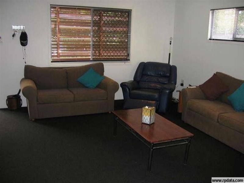 79 Kumbari Close, Southport QLD 4215