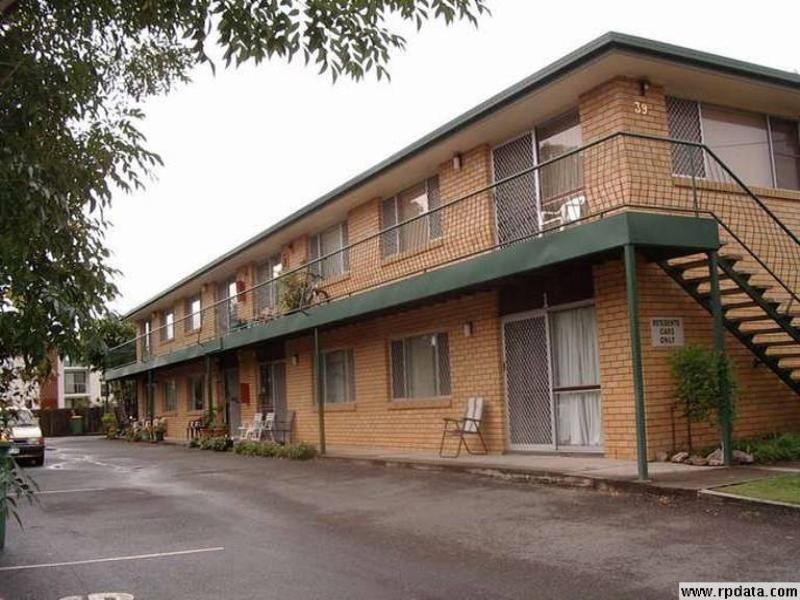 3/39 Middle Street, Labrador QLD 4215