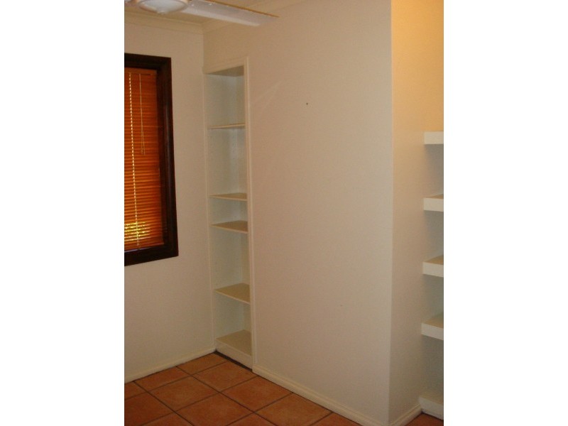 3 Dirk Hartog Place, Paradise Point QLD 4216