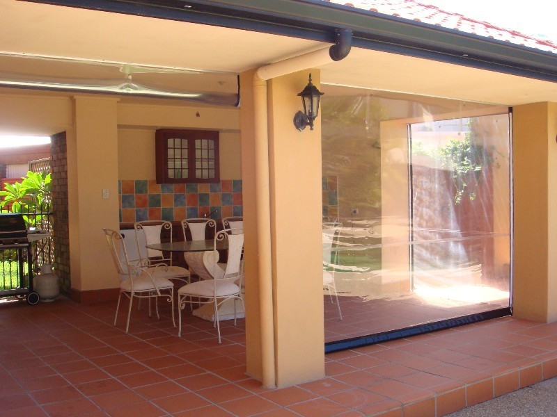 3 Dirk Hartog Place, Paradise Point QLD 4216