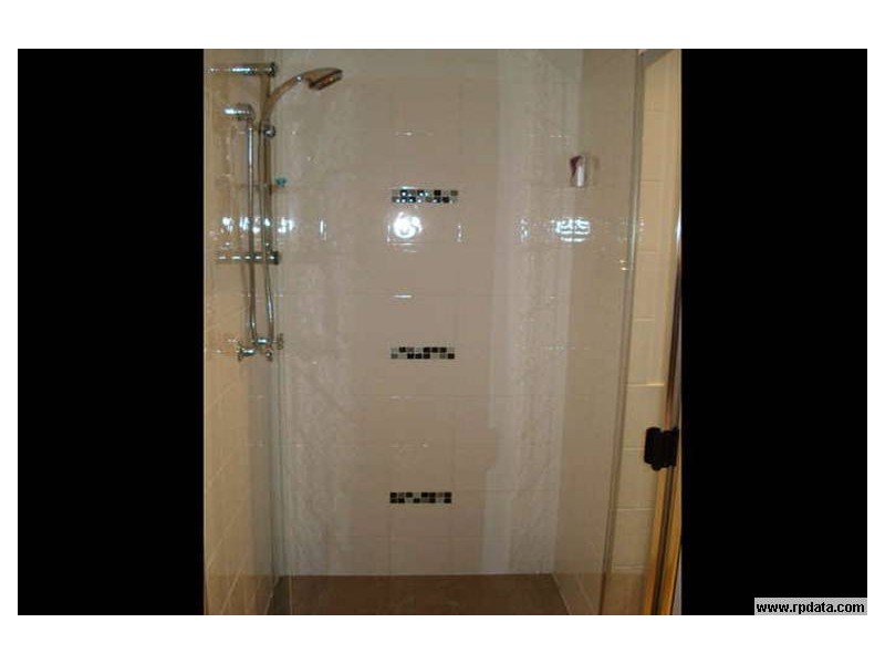 12 Brooke Avenue, Southport QLD 4215