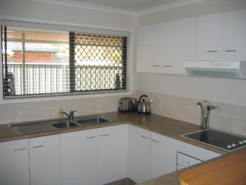 2/74 Botanical Drive, Labrador QLD 4215