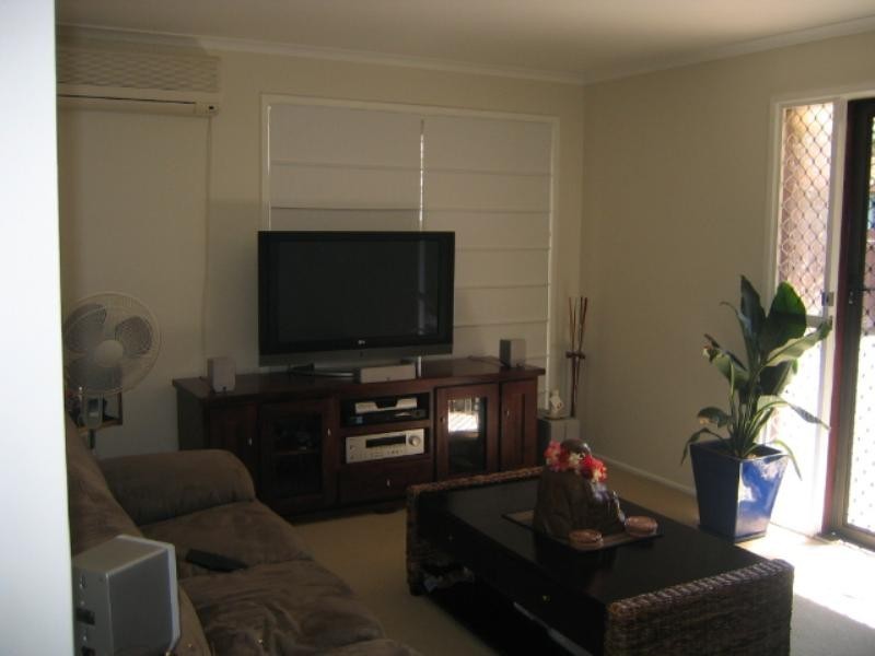 2/74 Botanical Drive, Labrador QLD 4215