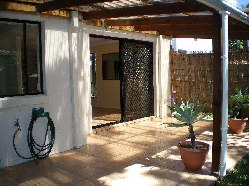 3/125 Pohlman Street, Southport QLD 4215