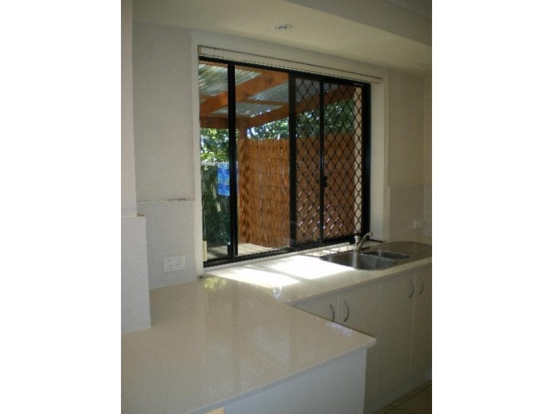 3/125 Pohlman Street, Southport QLD 4215