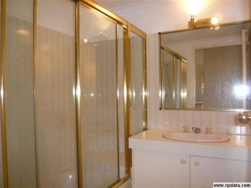 11/144 Marine Parade, Southport QLD 4215