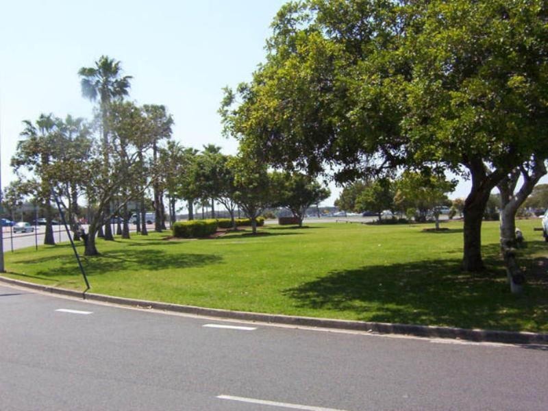 8/28a Marine Parade, Southport QLD 4215