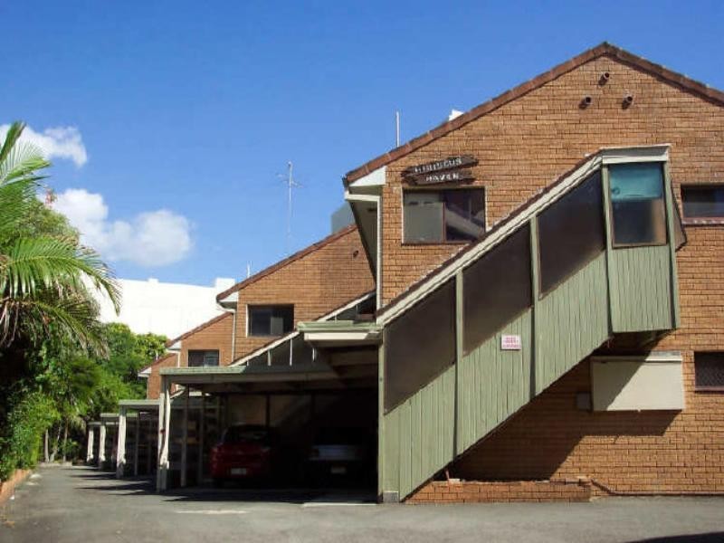 8/28a Marine Parade, Southport QLD 4215