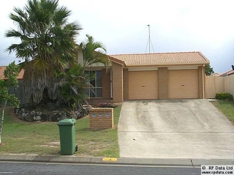 1/4 Calvary Court, Labrador QLD 4215