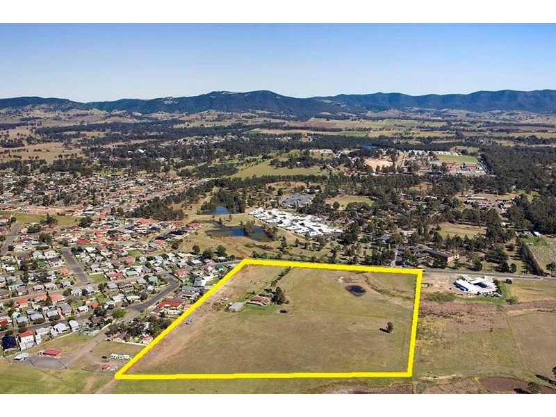 6 Wine Country Drive, Cessnock NSW 2325