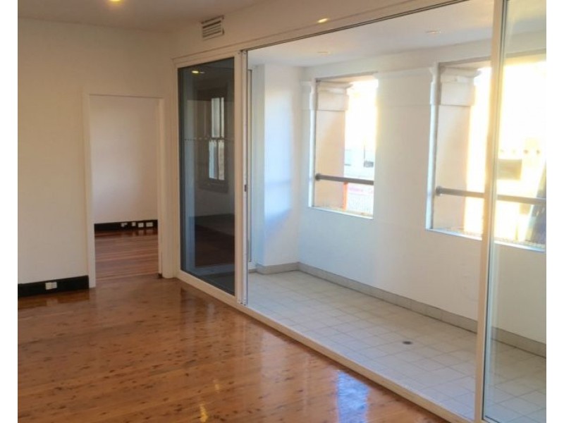 1st Floor/661 Darling Street, Rozelle NSW 2039