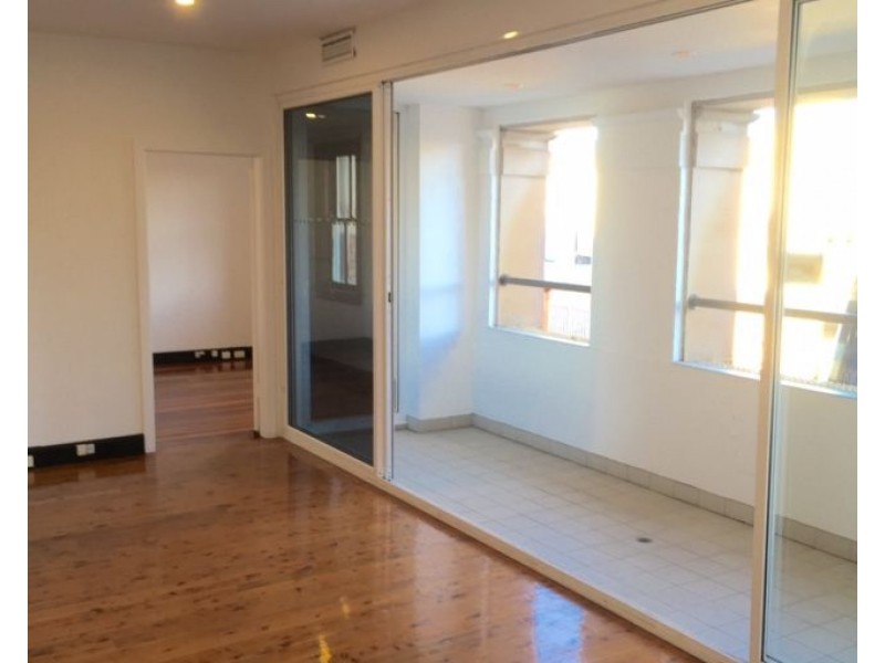 1st Floor/661 Darling Street, Rozelle NSW 2039