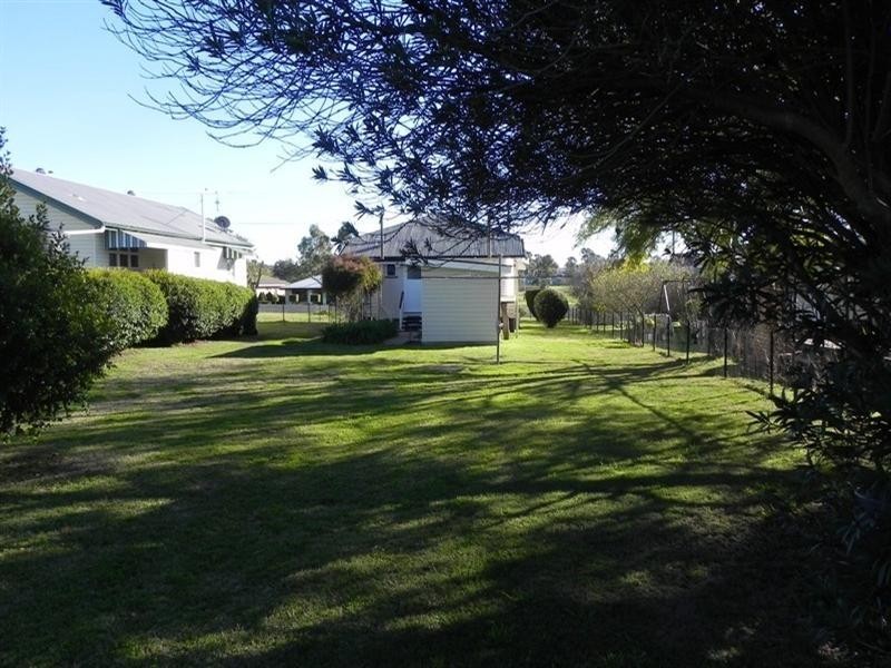 8 Yandilla, Pittsworth QLD 4356