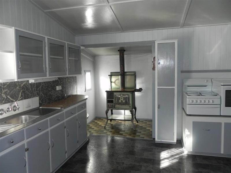 8 Yandilla, Pittsworth QLD 4356