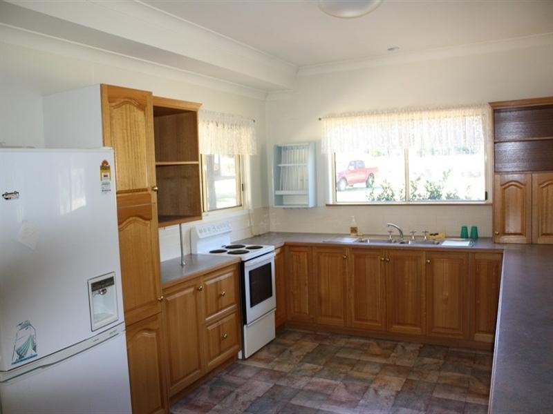 77 Goombungee Dam Road, Goombungee QLD 4354