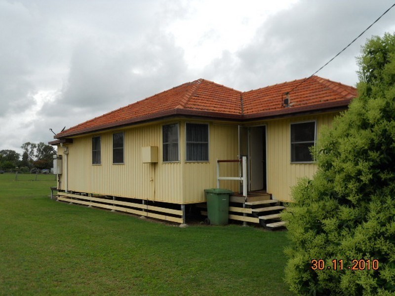 1 Felton Road, Southbrook QLD 4363