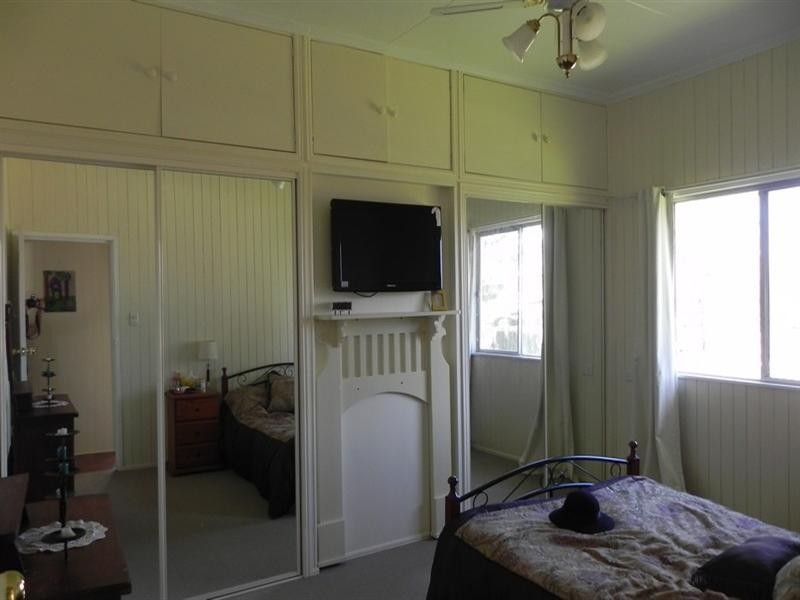 5 Short Street, Southbrook QLD 4363