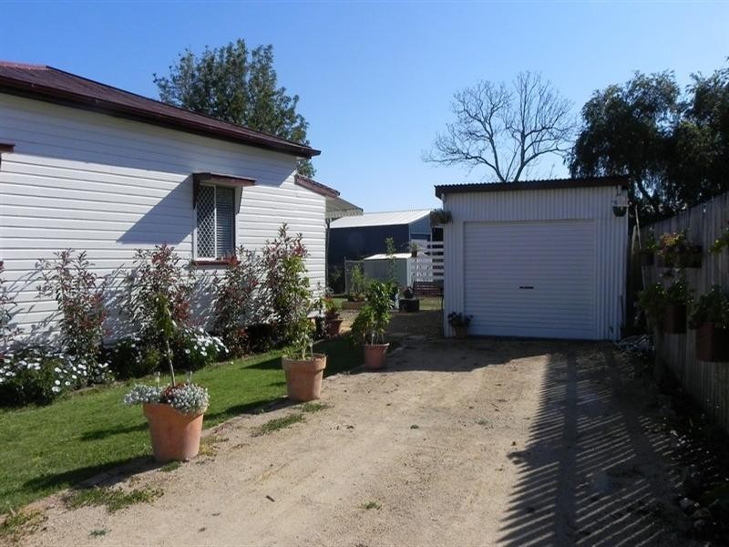 5 Short Street, Southbrook QLD 4363