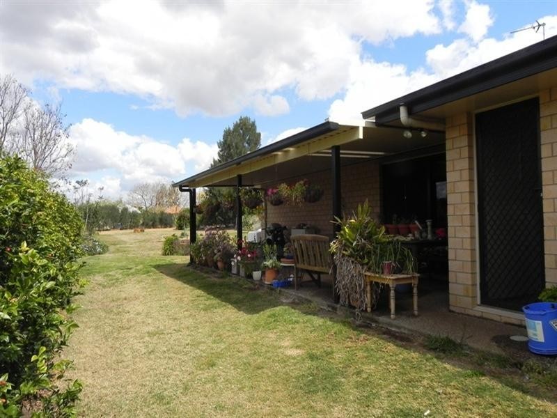 134 Hill Street, Pittsworth QLD 4356