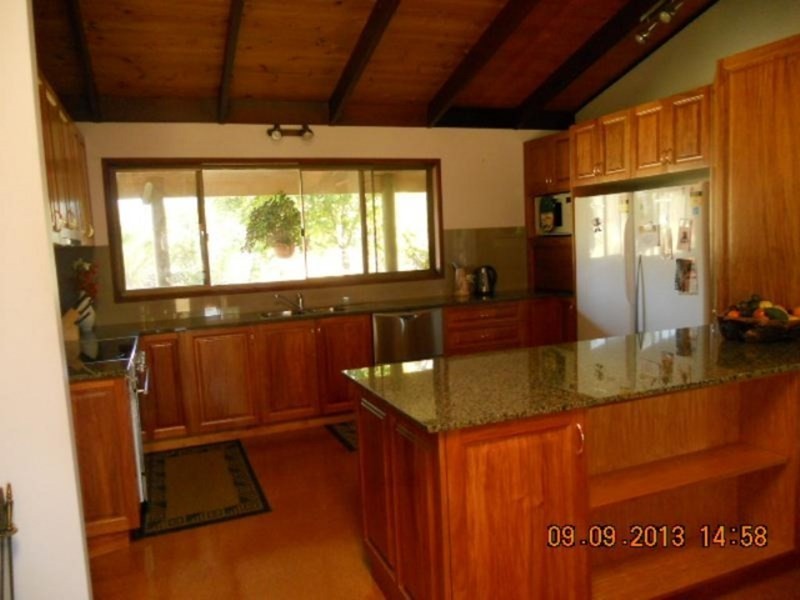 32 Bailey St,, Southbrook QLD 4363