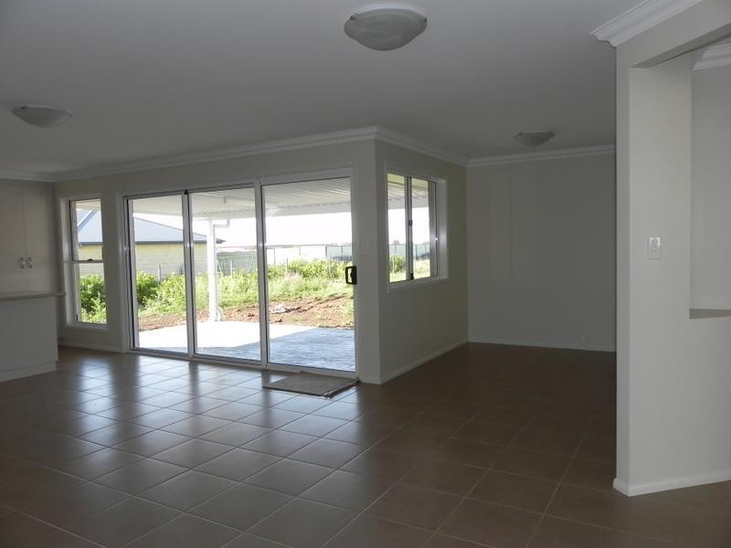 4 Hain Close, Pittsworth QLD 4356